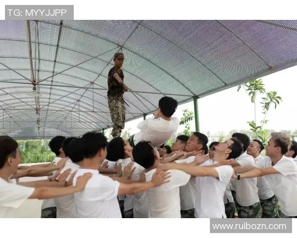 武汉极限运动队的团队协作探索与挑战精神的完美结合