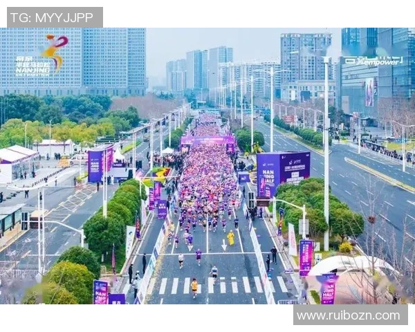 南京飞盘队在城市马拉松中的拼搏历程与奋斗精神全景回顾
