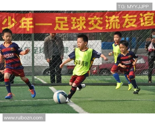 儿童足球明星成长之路全面训练计划助力未来足球之星