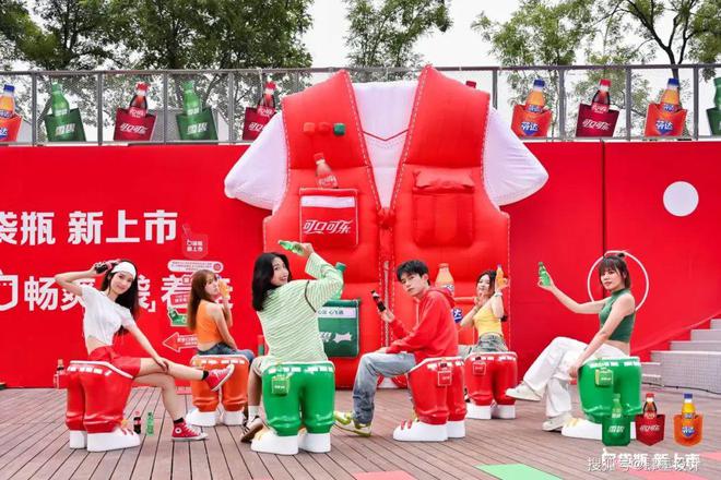 开云体育重新颖出炉的2024年财报看百年适口可乐品牌长青、连续增加的秘方(图23)