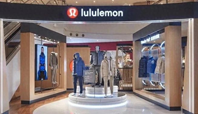 开云kaiyun痛失400亿的Lululemon想靠中国汉子翻身(图1)
