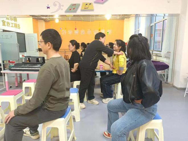 kaiyun中国网页版登录中卫“青大年夜校”开班 各种课程近20个班次吸收500(图7)